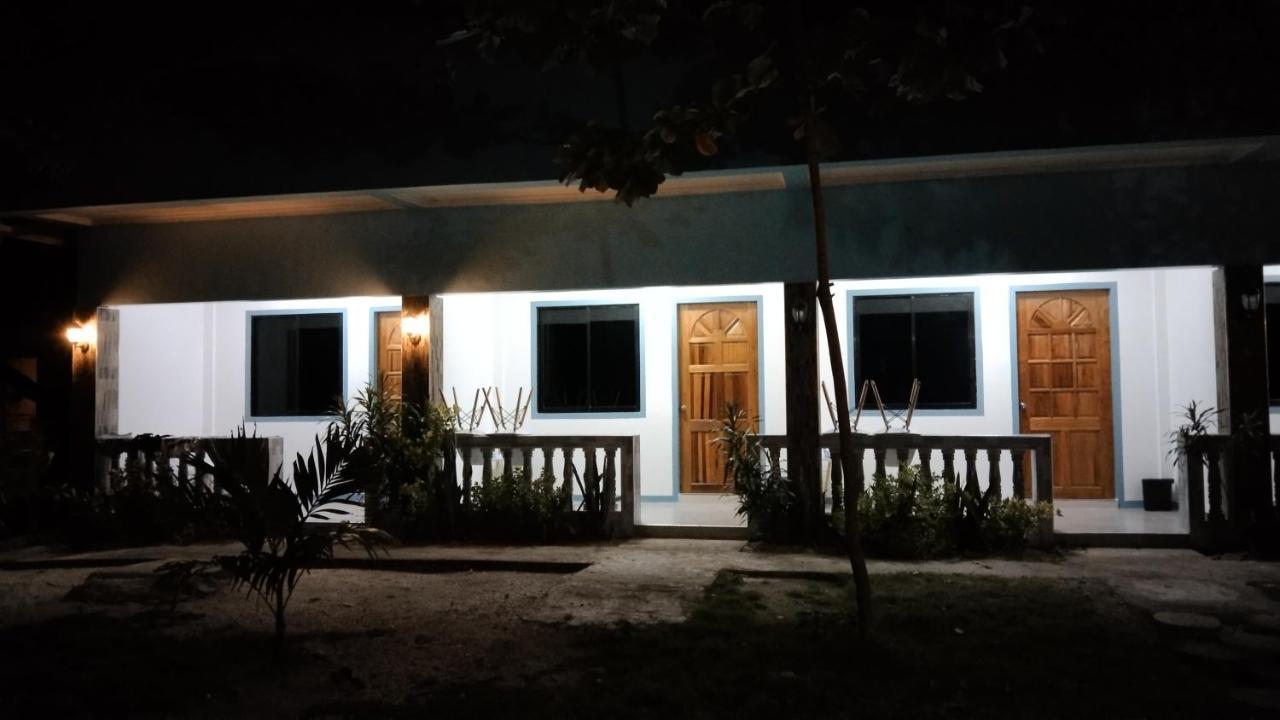 Elen Inn - Malapascua Island Fan Room #2 Kültér fotó