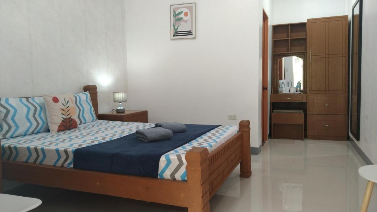 Elen Inn - Malapascua Island Fan Room #2 Kültér fotó